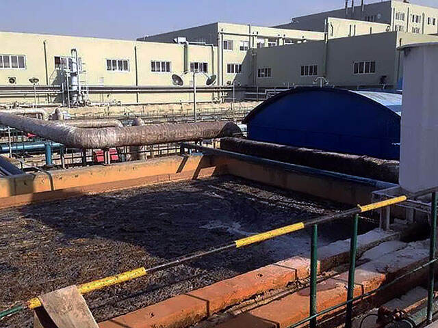 sludge dewatering and concentration in sludge treatment factory